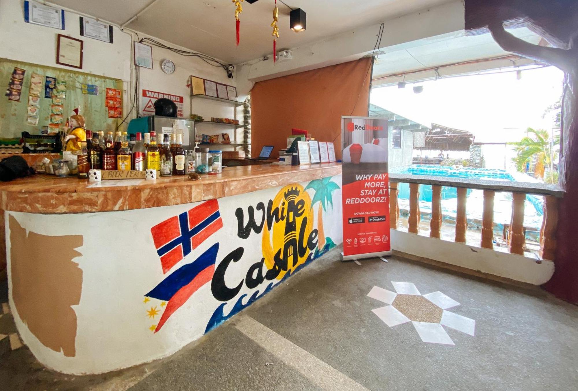 White Castle Beach Resort Iba Zambales エクステリア 写真