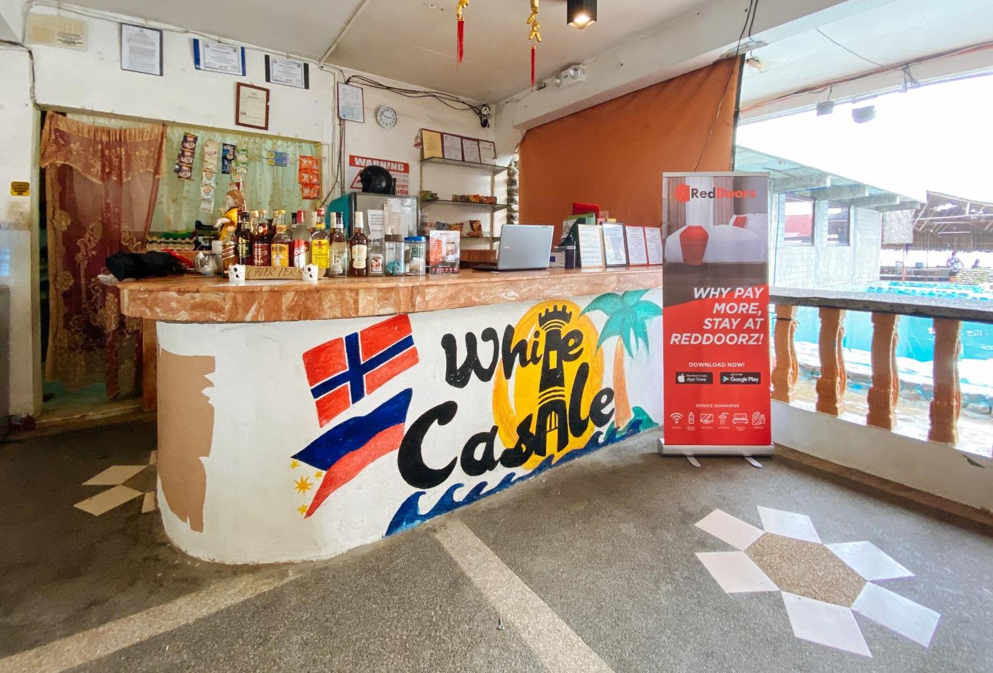White Castle Beach Resort Iba Zambales エクステリア 写真