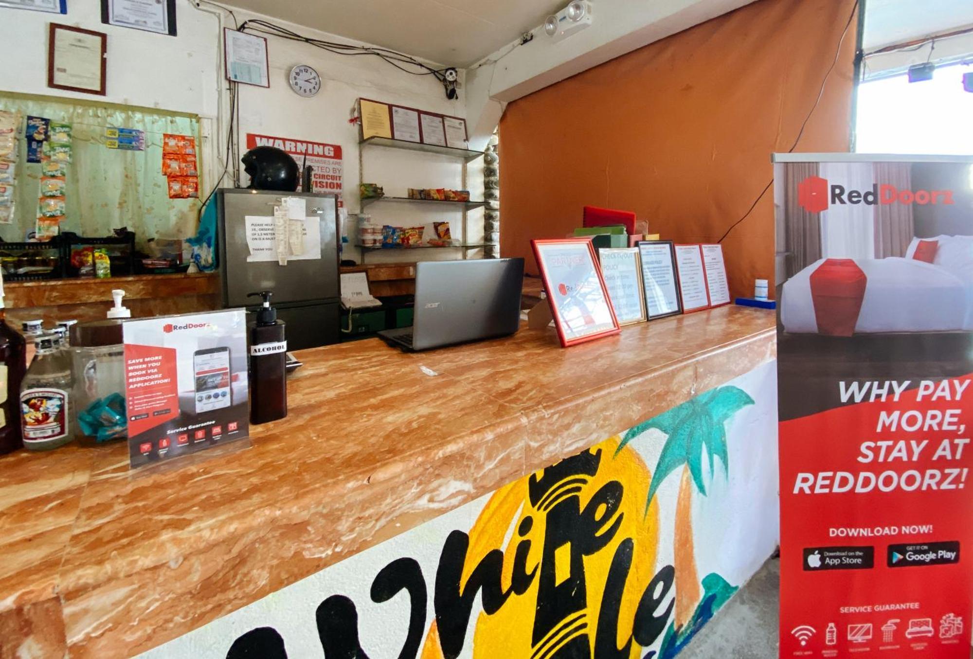 White Castle Beach Resort Iba Zambales エクステリア 写真
